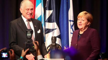 WJC-Präsident Ronald Lauder und Bundeskanzlerin Angela Merkel. 