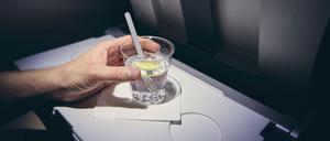 Fluggäste, die unter Alkoholeinfluss auffällig werden, sind keine Seltenheit.