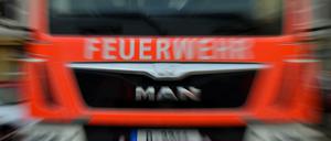 Die Feuerwehr löschte in der Nacht zu Dienstag mehrere Brände in Berlin.