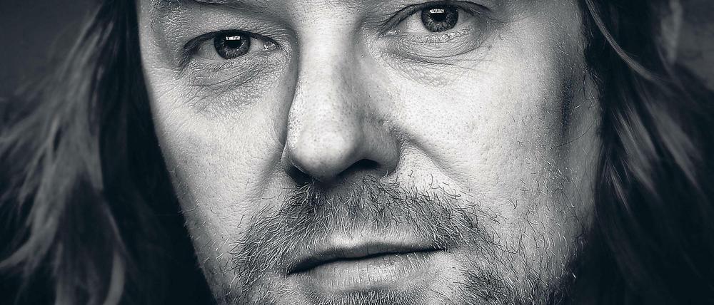 Der Martin Eder hat ein gefundenes Motiv recht großflächig in einem Gemälde verwendet. Ums Aneignen geht es in seiner Kunst.