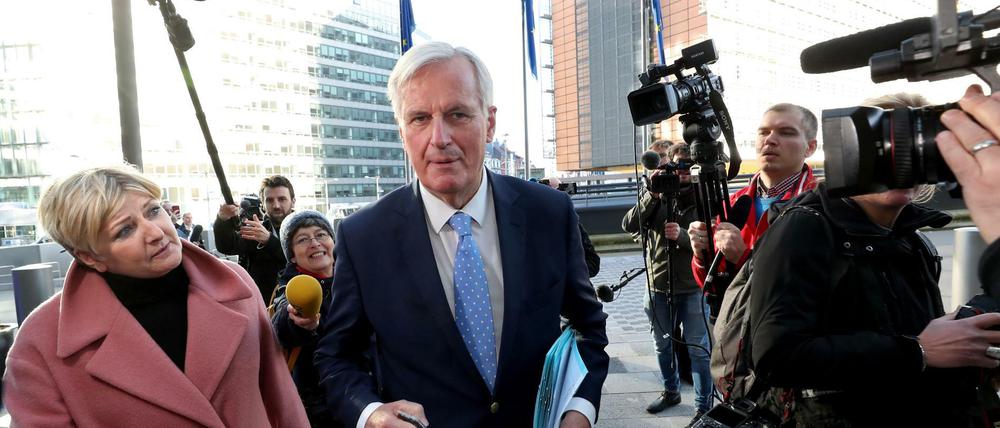 Michel Barnier, Beauftragter der EU-Kommission für die Brexit-Verhandlungen, am Montag auf dem Weg zur Frist-Verlängerung.