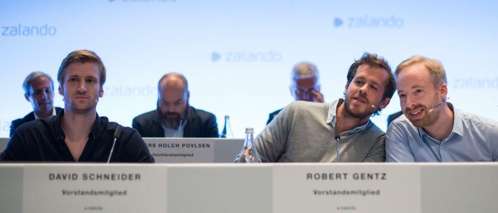 Lassen Zalando weiter wachsen: Die Firmengründer und Vorstände. Hier bei einer Versammlung 2015.