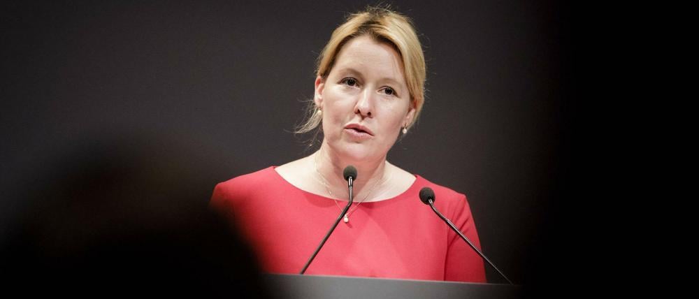 Fast wie eine Lichtgestalt erscheint Franziska Giffey vielen Sozialdemokraten. Allein, sie will nicht um den SPD-Vorsitzend bewerben.