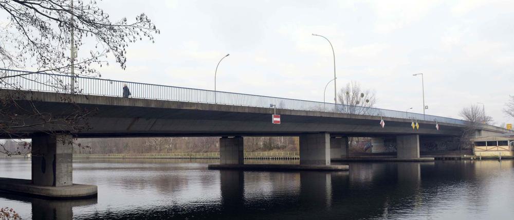 Die Salvador-Allende-Brücke in Köpenick im Jahr 2014.