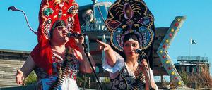 Weder Heimatkitsch noch Musikantenstadl: Die Berliner Protestgruppe „Jogida“ bei einem Auftritt. 