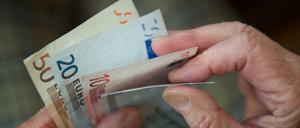 Reicht das Geld im Alter? Dafür soll die Grundrente sorgen, aber noch gibt es keine Einigung. 