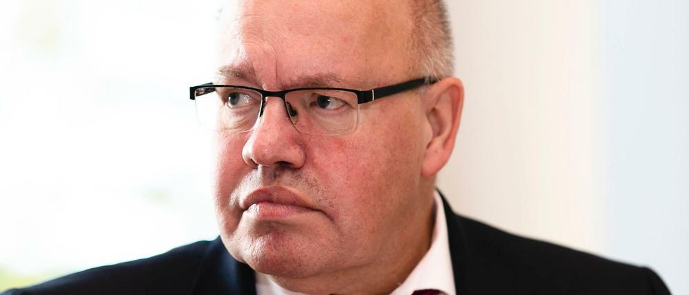 Bundeswirtschaftsminister Peter Altmaier (CDU, Archivbild) hat nach seinem Sturz das Krankenhaus wieder verlassen. 
