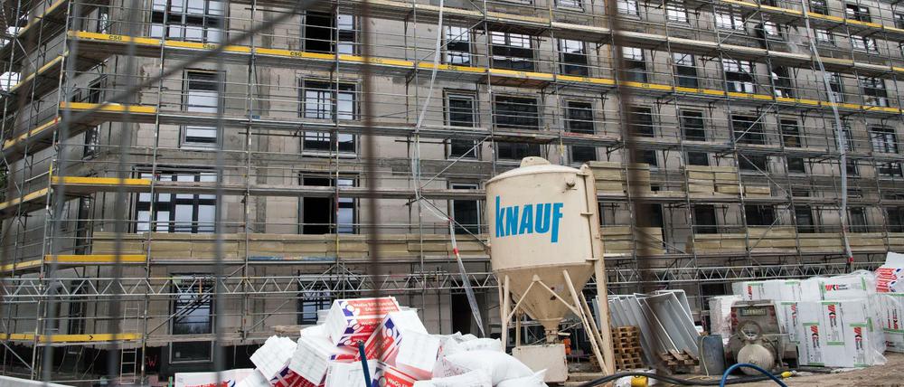 Neubau-Wohnungen entstehen auf einer Baustelle in Berlin-Kreuzberg.
