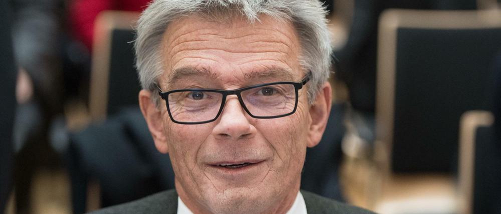 "Wir treffen Versorgungsentscheidungen nach Beweislage, nicht nach dem Wunsch, möglichst großen Bevölkerungsgruppen einen Gefallen zu tun."