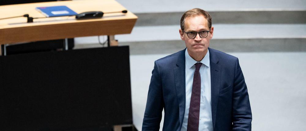 Berlins Regierender Bürgermeister, Michael Müller, muss aufhören mit Retro-Politik.
