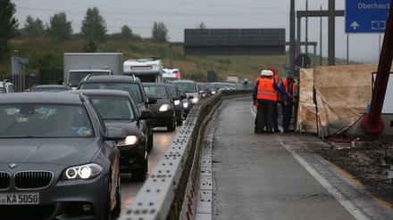 Brücken bröseln in Nordrhein-Westfalen – hier die marode Rheinbrücke der A1 in Leverkusen (Archivbild von 2014).