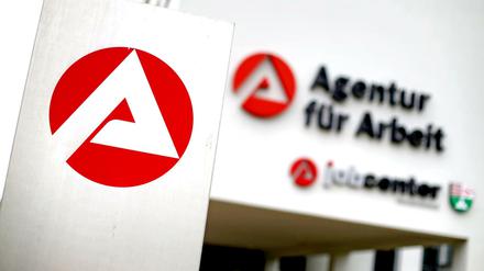 Das Bundesverfassungsgericht hat harte Sanktionen bei Hartz IV-Beziehern abgelehnt.