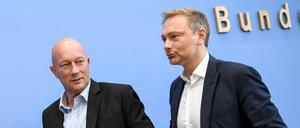 Der Spitzenkandidat der FDP in Thüringen, Thomas L. Kemmerich, und FDP-Parteivorsitzender Christian Lindner.