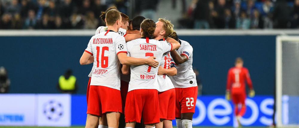 Runde Sache: Leipzig jubelt über einen Sieg in St. Petersburg.