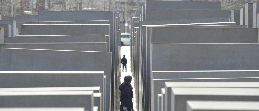 Erinnerung an den Holocaust: Mahnmal in Berlin. In Jerusalem warnt eine Konferenz vor weltweit wachsendem Antisemitimus.