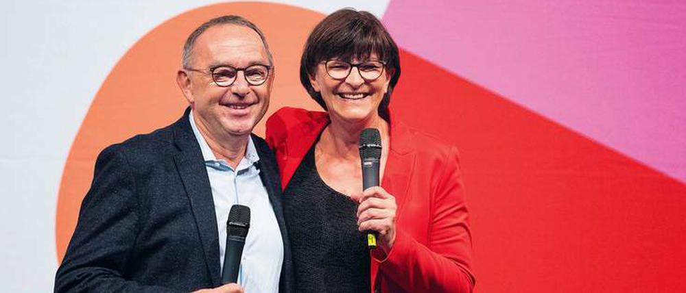 Linkes SPD-Duo: Norbert Walter-Borjans und Saskia Esken. Foto: Marius Becker/dpa
