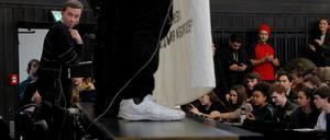 Proteste gegen eine Vorlesung des AfD-Mitbegründers Bernd Lucke an der Uni Hamburg.