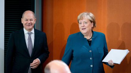Wollen wohl nichts von Investitionen wissen: Vizekanzler Olaf Scholz (SPD) und Kanzlerin Angela Merkel (CDU). 