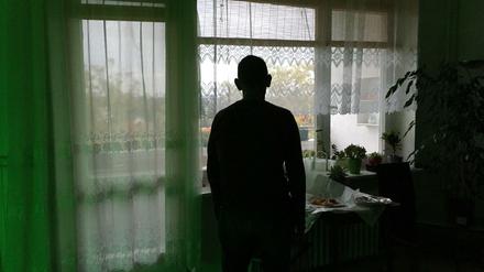 Unter Kontrolle. Torsten Siebert, 54, lebt seit zweieinhalb Jahren in Freiheit - wirklich frei ist er nicht.
