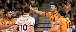 Jubel bei den BR Volleys. Gegen Herrsching siegen die Berliner souverän.