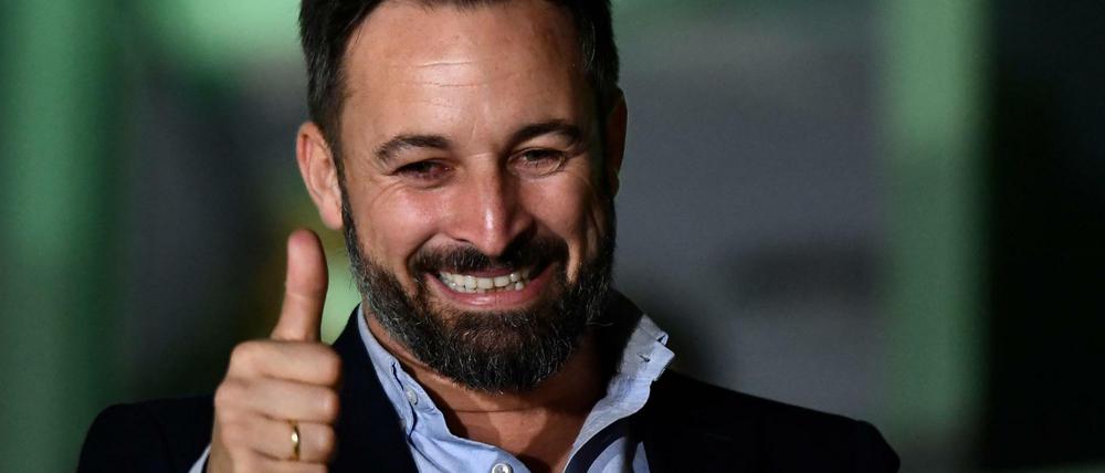 Santiago Abascal während der Wahlnacht in Madrid.