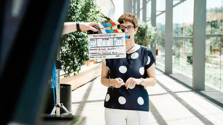 CDU-Chefin Annegret Kramp-Karrenbauer beim Dreh mit Masterplan.com im Konrad-Adenauer-Haus.