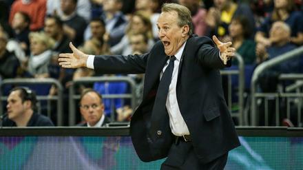 Aufgescheucht: Vor Alba Berlin und Trainer Aito Garcia Reneses liegen wichtige Spiele.