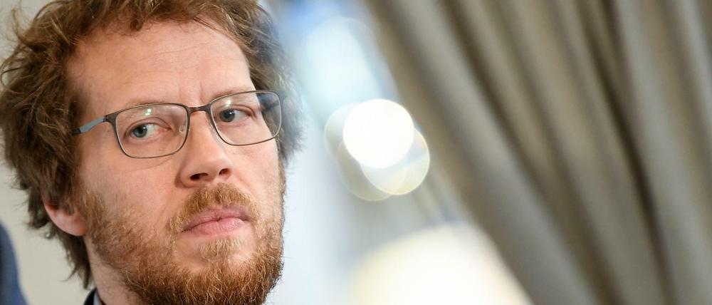 Florian Schmidt (Bündnis 90/Die Grünen) bei einer Podiumsdiskussion.