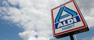 Ein Schild des Lebensmittel-Discounters Aldi Nord.