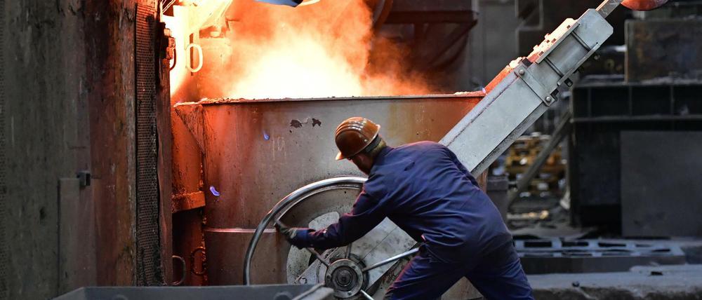 Auch in der Industrie schwächt sich die Krise ab.