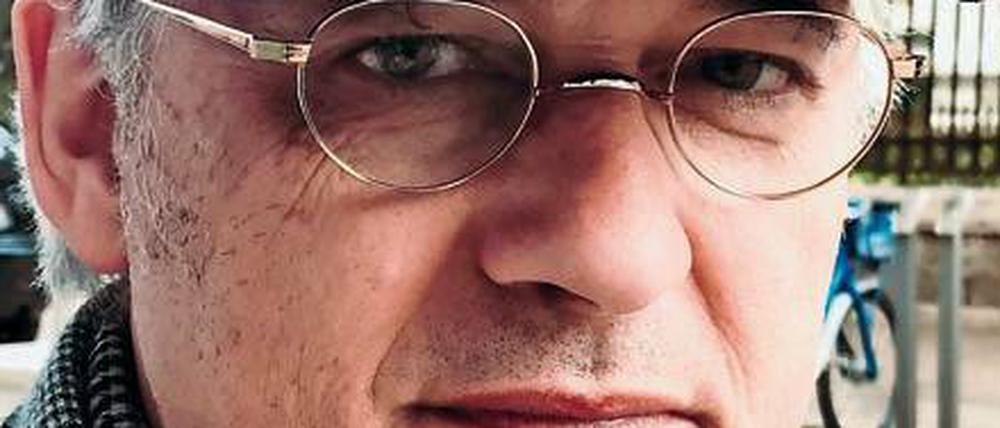 Dieter Anschlag ist Chefredakteur des Fachblatts „Medienkorrespondenz“ und Mitglied der Jury der „HR 2 Hörbuch-Bestenliste“