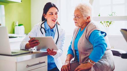 Vertrauensverhältnis. Auch Ärzte speichern immer mehr Daten über ihre Patienten – doch viele schützen ihre Systeme nicht ausreichend vor Hackern. 