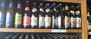 Deutsches Bier ist Kult. Im Supermarkt ist es schon für wenig Geld zu kaufen gebraut nach deutschem Reinheitsgebot.