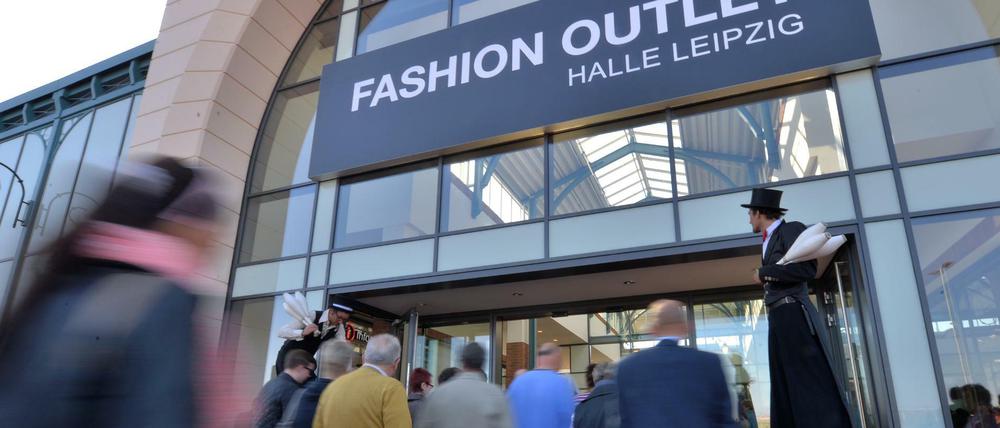 Outlet-Center sind trotz Online-Konkurrenz wahre Publikumsmagneten. 