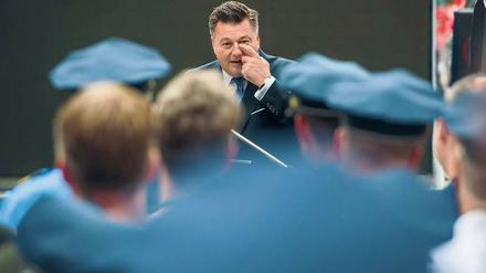 Der Umgang mit den Ansprüchen Erkrankter belastet das Verhältnis zwischen der Polizei und Innensenator Andreas Geisel.