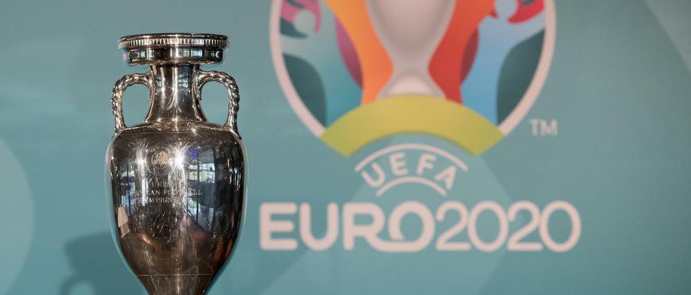Darum geht es: Der EM-Pokal.