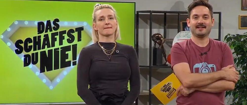 Als Ariane Alter und Sebastian Meinberg den bisherigen Rekord von 70 Stunden übertroffen hatten, sah man ihnen die Strapaze des Dauertalks bereits an. Am Ende waren sie 72 Stunden auf Sendung.