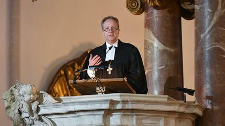 Christian Stäblein beim Festgottesdienst in der Berliner Marienkirche.