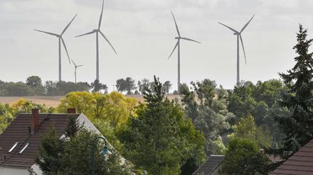 Mindestens 1000 Meter Abstand soll es geben zwischen Windrad und Wohnhäusern. 