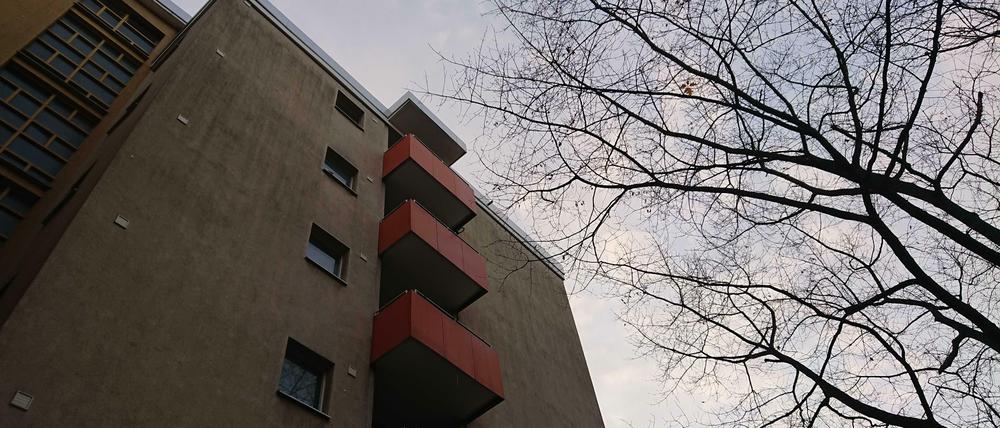 Im obersten Stockwerk auf der rechten Seite soll der Verdächtige gelebt haben.