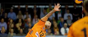 Alles auf Samuel Tuia. Die BR Volleys haben den Halbfinal-Einzug auch ihm zu verdanken.