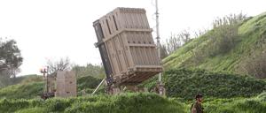 Ein israelisches Luftabwehrsystem nahe Tel Aviv