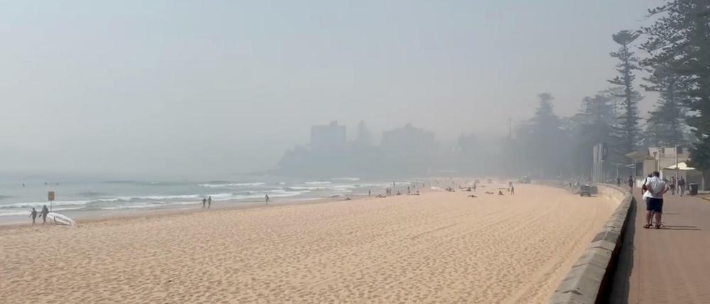 Rauch über Sydney.