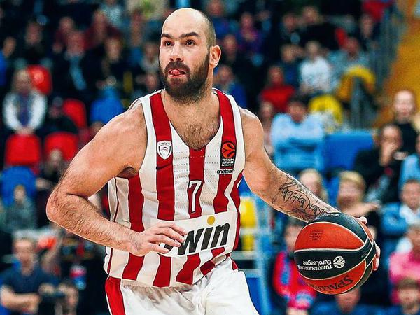 Legende: Olympiakos’ Aufbauspieler Vassilis Spanoulis dürfte die Konzentration auf die Euroleague mit seinen inzwischen 37 Jahren entgegenkommen.