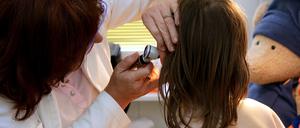 Der Berliner Senat ist für verpflichtende Vorsorgeuntersuchungen für Kinder und Jugendliche. 