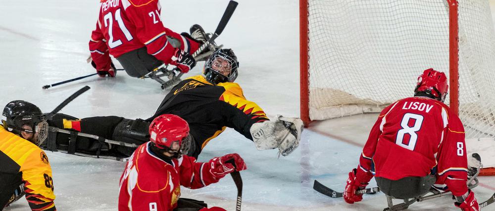 Zu viel des Guten: Für das deutsche Team setzte es bei der Para-Eishockey-WM gegen Russland eine deutliche Niederlage.