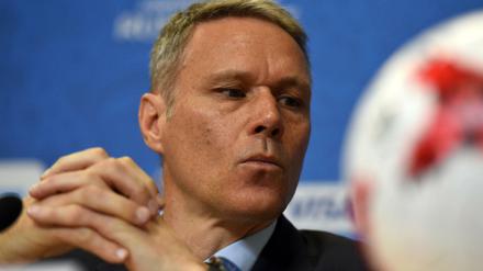 Ging nach hinten los. Marco van Basten sorgt mit einem „Witz“ für Aufsehen.