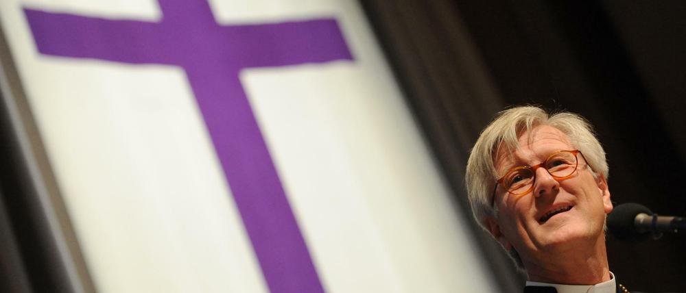 Heinrich Bedford-Strohm, evangelischer Landesbischof hat sich erneut für die Zusammenarbeit mit Sea-Watch stark gemacht und weiterhin die Glaubensprüfung von konvertierten Flüchtlingen kritisiert.