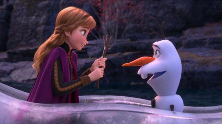 Schneemann Olaf bekommt in der Fortsetzung von Disneys "Die Eiskönigin" ein paar Sidekick-Gags mehr.