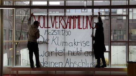 Im Rahmen der Public Climate School (PCS) rief der AStA eine studentische Vollversammlung ein.